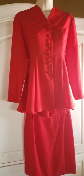 Power Red Blazer and Skirt - Picture 1 of 3